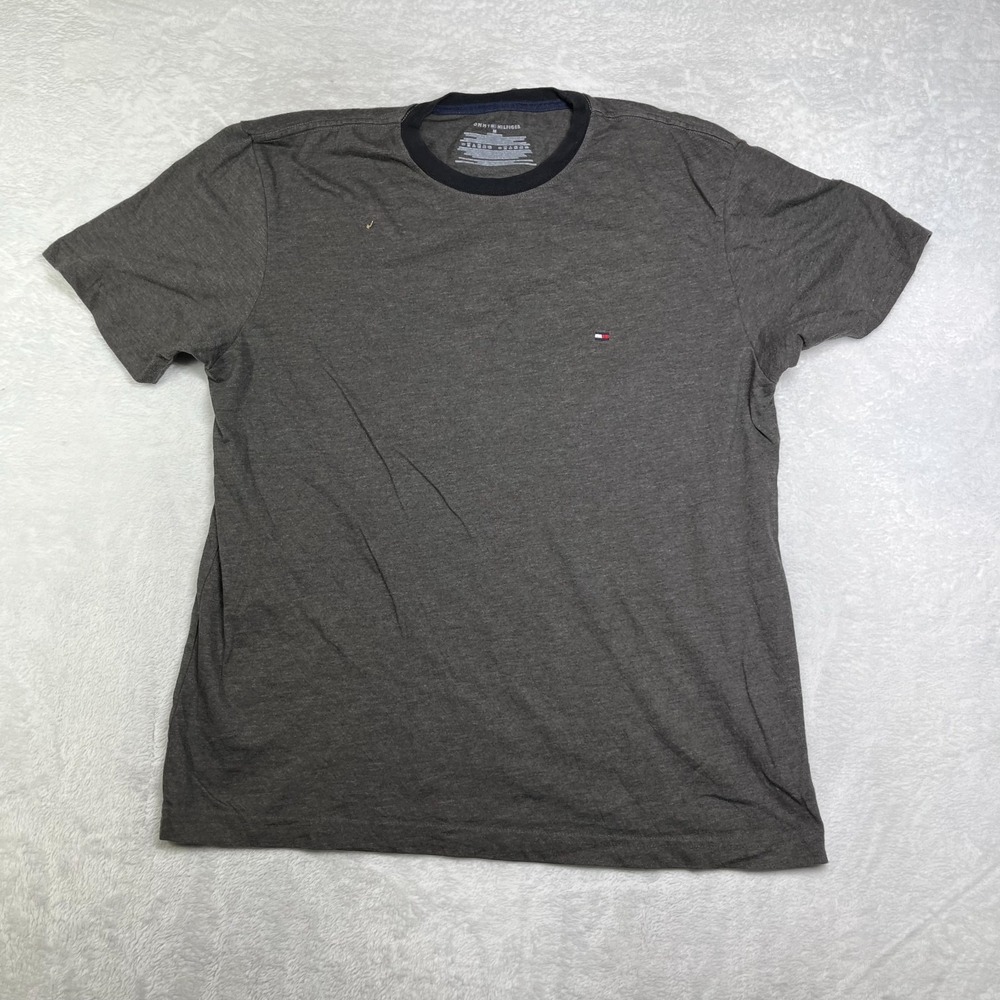 Tommy Hilfiger T-Shirt Men's Gray Classic Crewneck Short Sleeve Tee - Medium